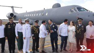 La Fuerza Aérea Mexicana celebra 110 años de historia, destacando su papel en la defensa nacional y su apoyo humanitario en desastres naturales.