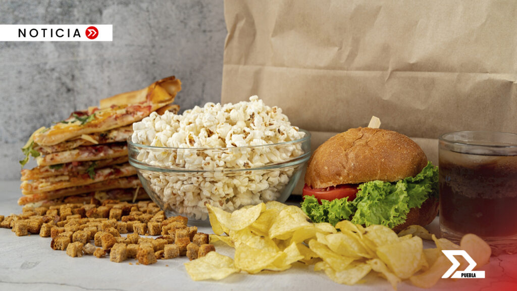 Profeco aclara que no existe una lista oficial de alimentos permitidos en cines y recomienda verificar información en canales oficiales.